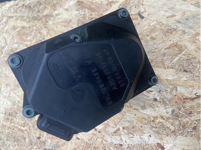 Заслінка повітряна 03L128063E VAG