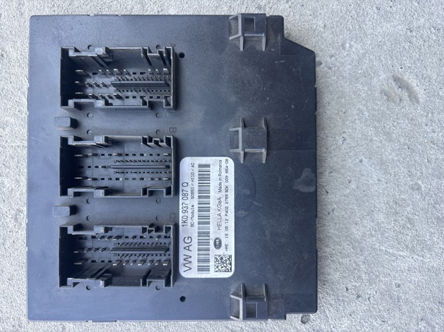 Блок комфорту 1K0937087Q VAG