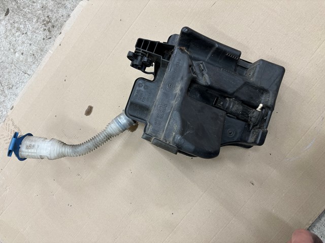 Бачок омивача лобового скла 6R0955453E VAG