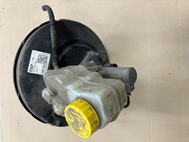 Насос вакуумний 6R1614105F VAG