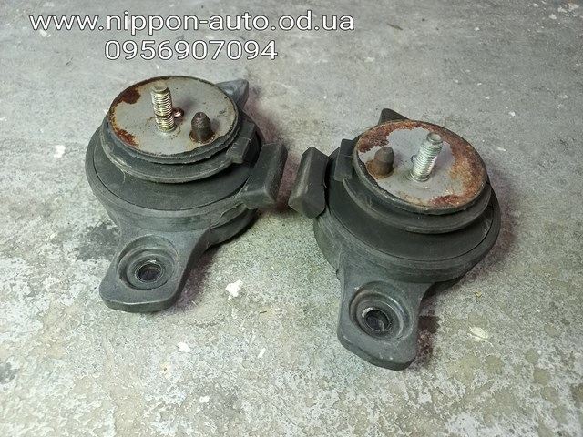 Подушка (опора) двигуна, ліва 41022FG020 SUBARU