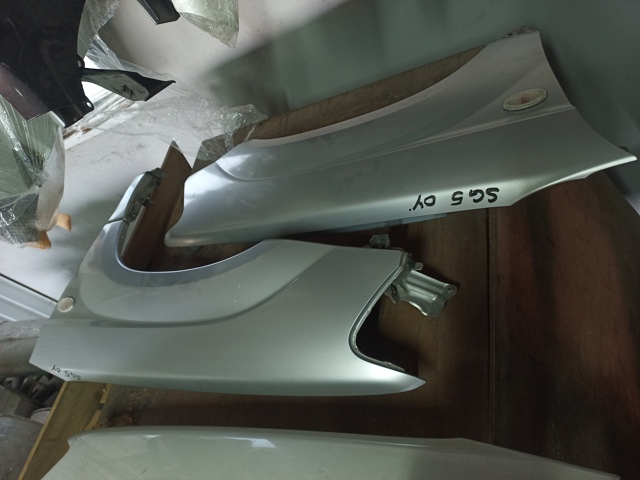 Переднє ліве крило 57110SA0109P SUBARU