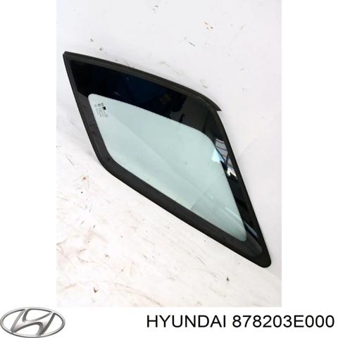 Скло кузова/багажного відсіку, праве 878203E000 HYUNDAI