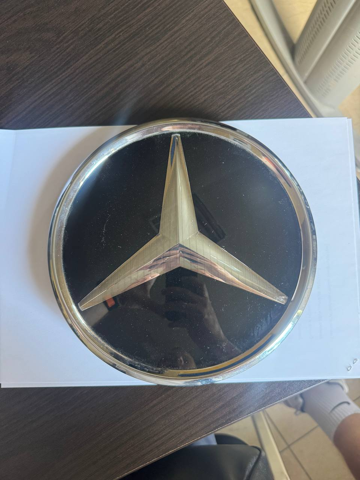 Емблема на решітку радіатора A0008880500 MERCEDES