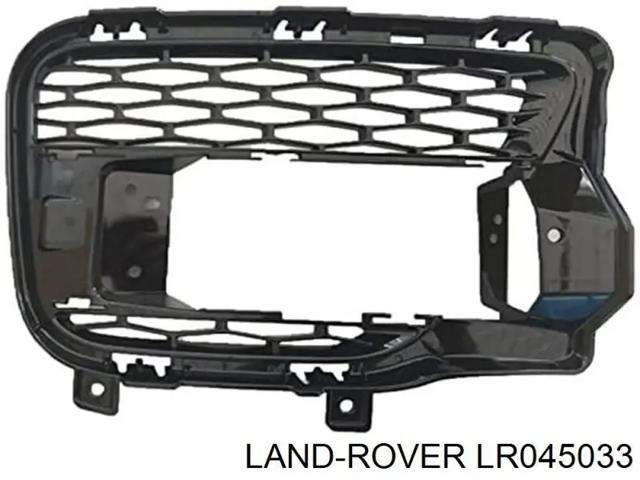Заглушка, решітка протитуманних фар бампера переднього, права LR045033 LAND ROVER