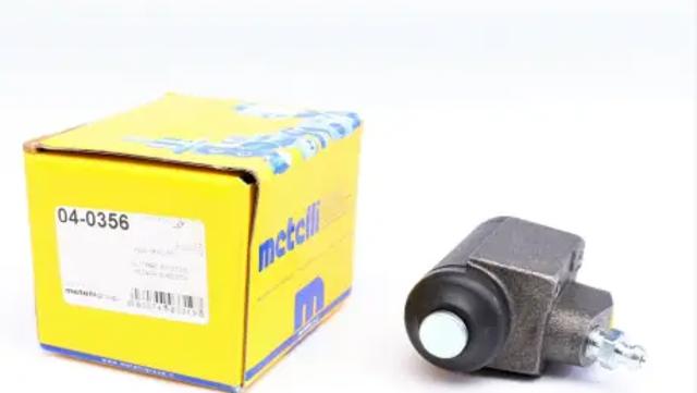 Циліндр гальмівний колісний/робітник, задній 040356 METELLI