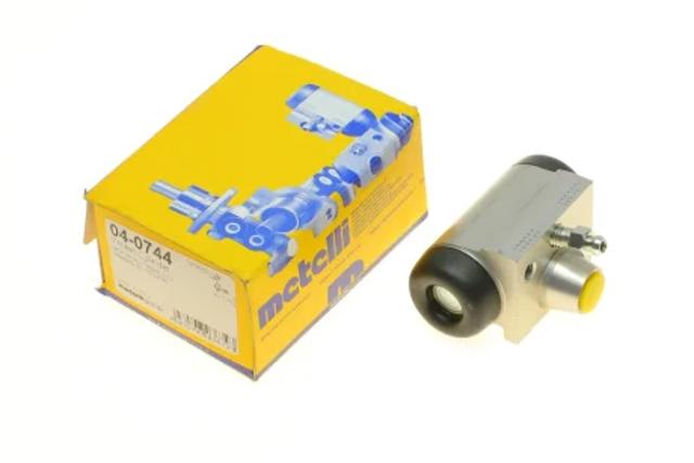 Циліндр гальмівний колісний/робітник, задній 040744 METELLI