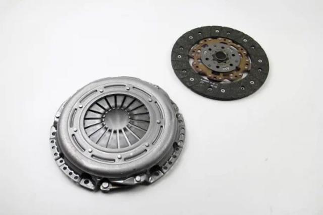 Комплект зчеплення  3000970037 SACHS