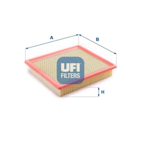 Автомобільний фільтр повітря 3022600 UFI