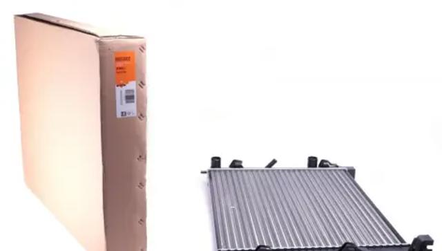 Радіатор охолодження двигуна 53002 NRF