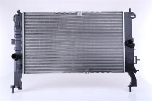 Радіатор охолодження двигуна 63092 NISSENS