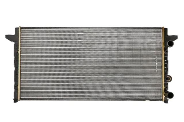Радіатор двигуна 65256 NISSENS