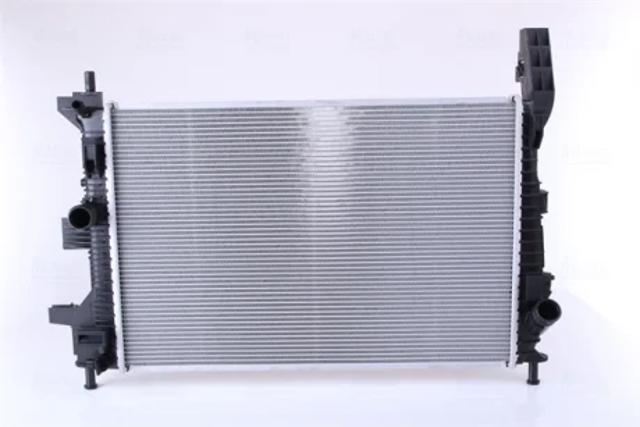 Радіатор 66860 NISSENS