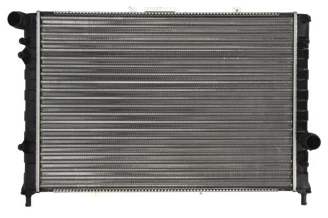 Радіатор двигуна 68804 NISSENS