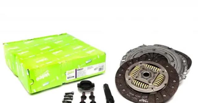Комплект зчеплення (3 частини) 826317 VALEO