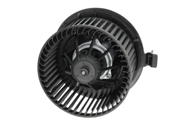 Моторчик пічки 884629 VALEO