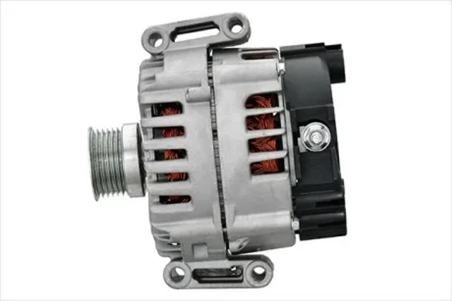 Генератор автомобільний 8EL011713971 HELLA