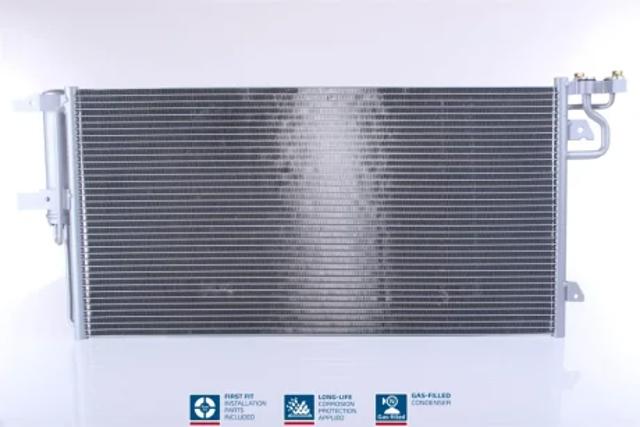 Радіатор кондиціонера 940764 NISSENS