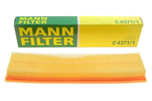 Повітряний фільтр двигуна C43711 MANN