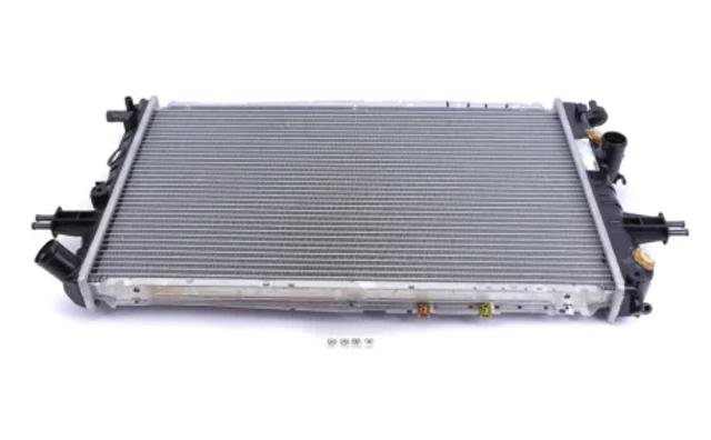 Радіатор основний CR320000S MAHLE