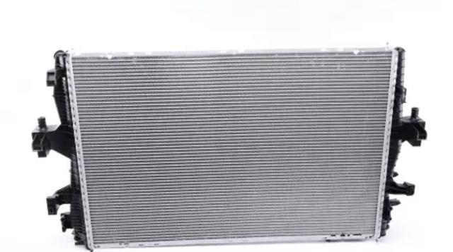 Радіатор CR585000P MAHLE