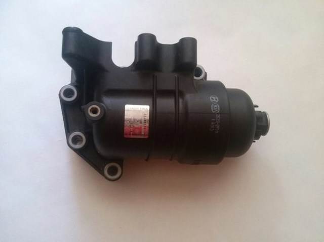 Корпус масляного фільтра 263102F011 HYUNDAI