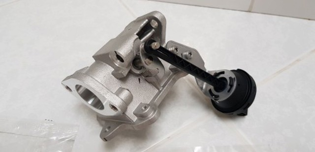 Клапан EGR 284622F000 HYUNDAI