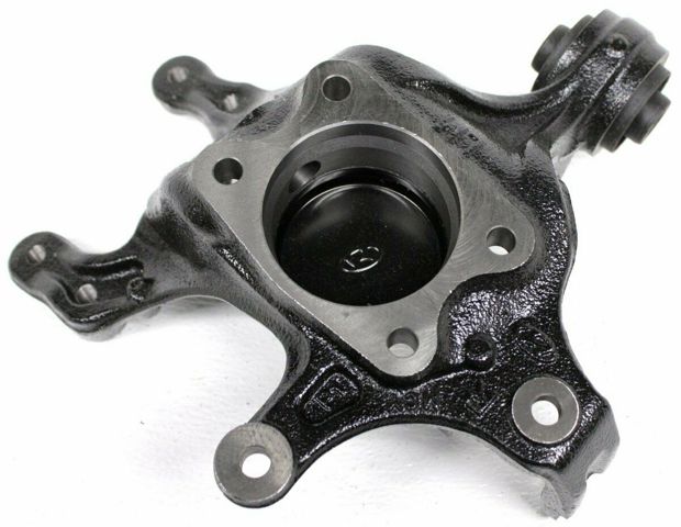 Цапфа поворотна права 527202S000 HYUNDAI