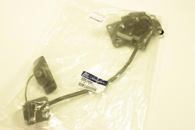 Кронштейн запаски 628002W000 HYUNDAI