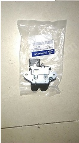 Центральний замок багажника 812301R030 HYUNDAI