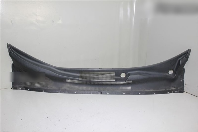 Водостік лобового скла, жабо 861501F000 HYUNDAI