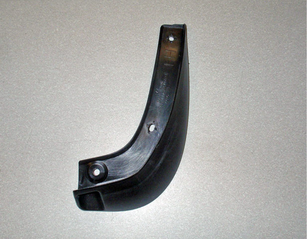 Бризковики передній, правий 868321H000 HYUNDAI