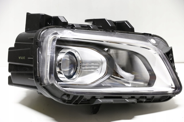 Фара передня права 92102J9050 HYUNDAI