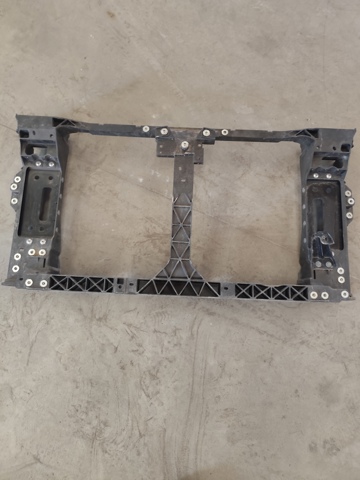 Панель передня 625014GA0A NISSAN