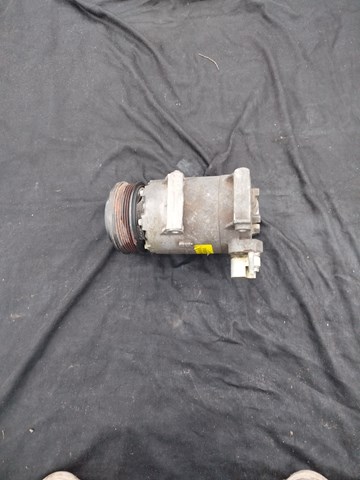 Компресор кондиціонера GV6119D629CC FORD