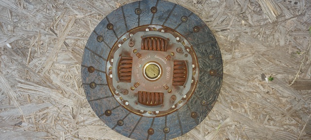 Диск зчеплення ведений Volkswagen Caddy 3