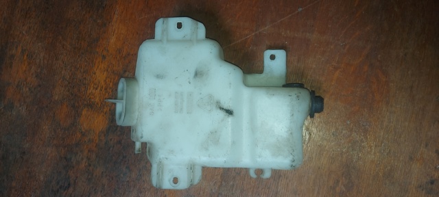 Бачок омивача заднього скла 060351507 MITSUBISHI