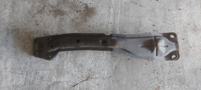Підрамник двигуна 112408H300 NISSAN