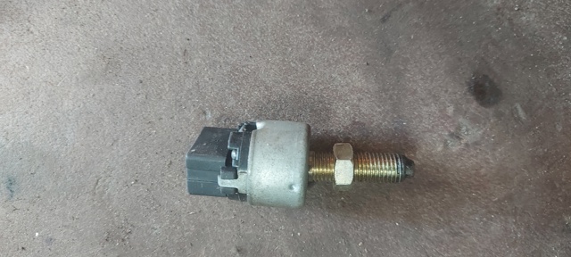 Кнопка стоп-сигналу 1240554 OPEL
