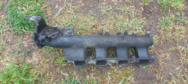 Колектор впускний 14001EC00B NISSAN