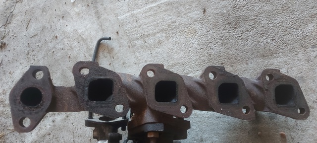 Газопроводи (колектор випускний) 140044N100 NISSAN