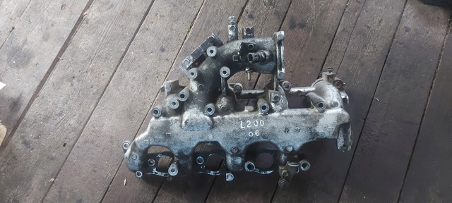 Колектор впускний 1540A046 MITSUBISHI