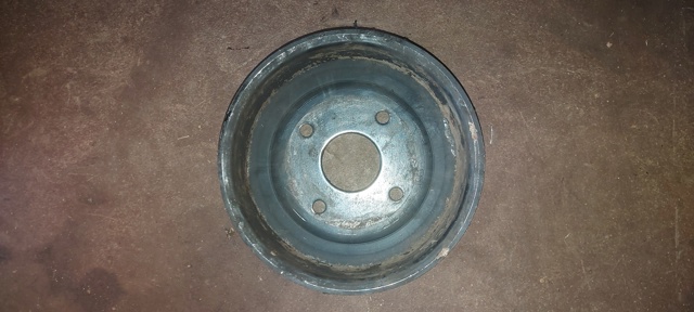 Шків водяної помпи 21051EB300 NISSAN