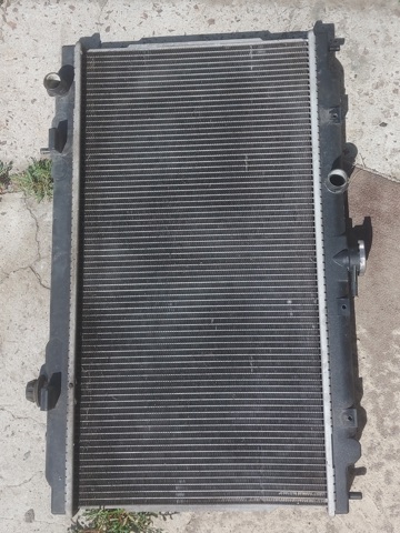 Радіатор двигуна 21460AV700 NISSAN