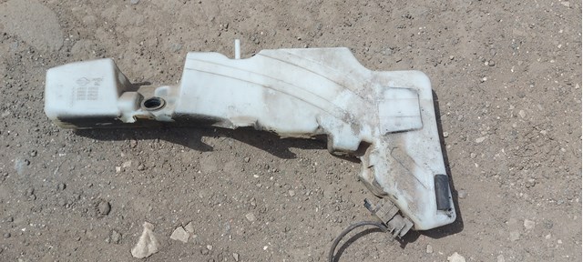 Бачок омивача лобового скла 28910EB500 NISSAN