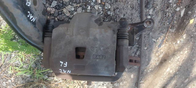 Супорт гальмівний, передній, лівий 4101195F0A NISSAN