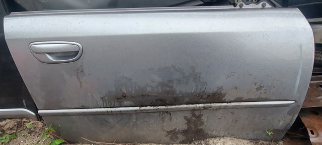 Дверка передня права 60009AG0229P SUBARU