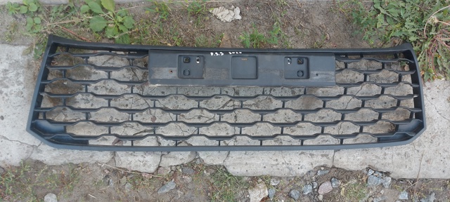 Решітка бампера нижня 6402A373 MITSUBISHI