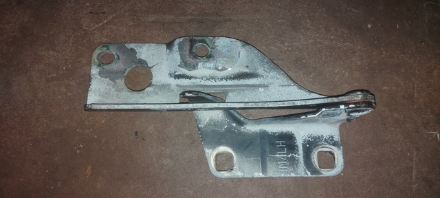 Петля капота, ліва 65401ZP00A NISSAN