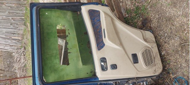 Двері задні в зборі 821007F630 NISSAN